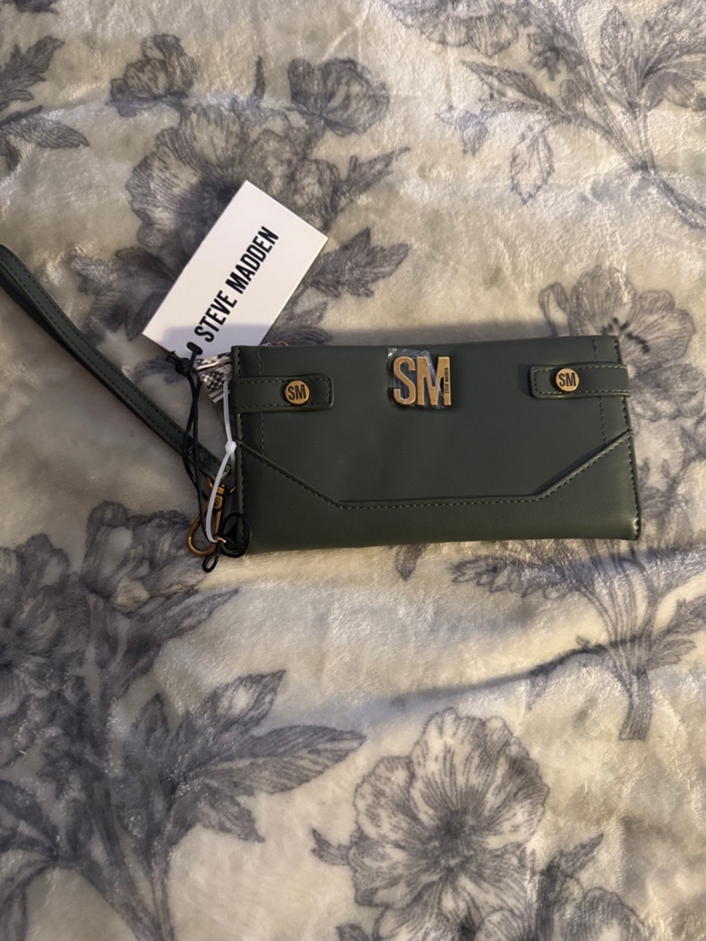 Steve Madden Olive Green Wristlet with Gold SM Accent